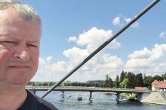 1e750203-831b-4757-b389-9b80d4482ae8