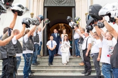 7d81c634-4015-4a48-b80a-c627bfd9d4fe