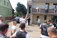 b8272792-749a-466f-a503-01fca84bf51a