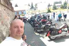 f45c028b-f32f-4f95-8f84-cb9db750386e