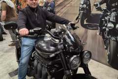 5b3e8ad7-bc78-49d0-8be8-bfdcde92c703